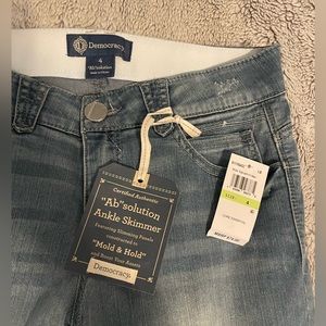 Democracy and solution ankle jeans